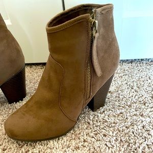 Worn once. Super comfortable heeled boot! 3 inch heel.